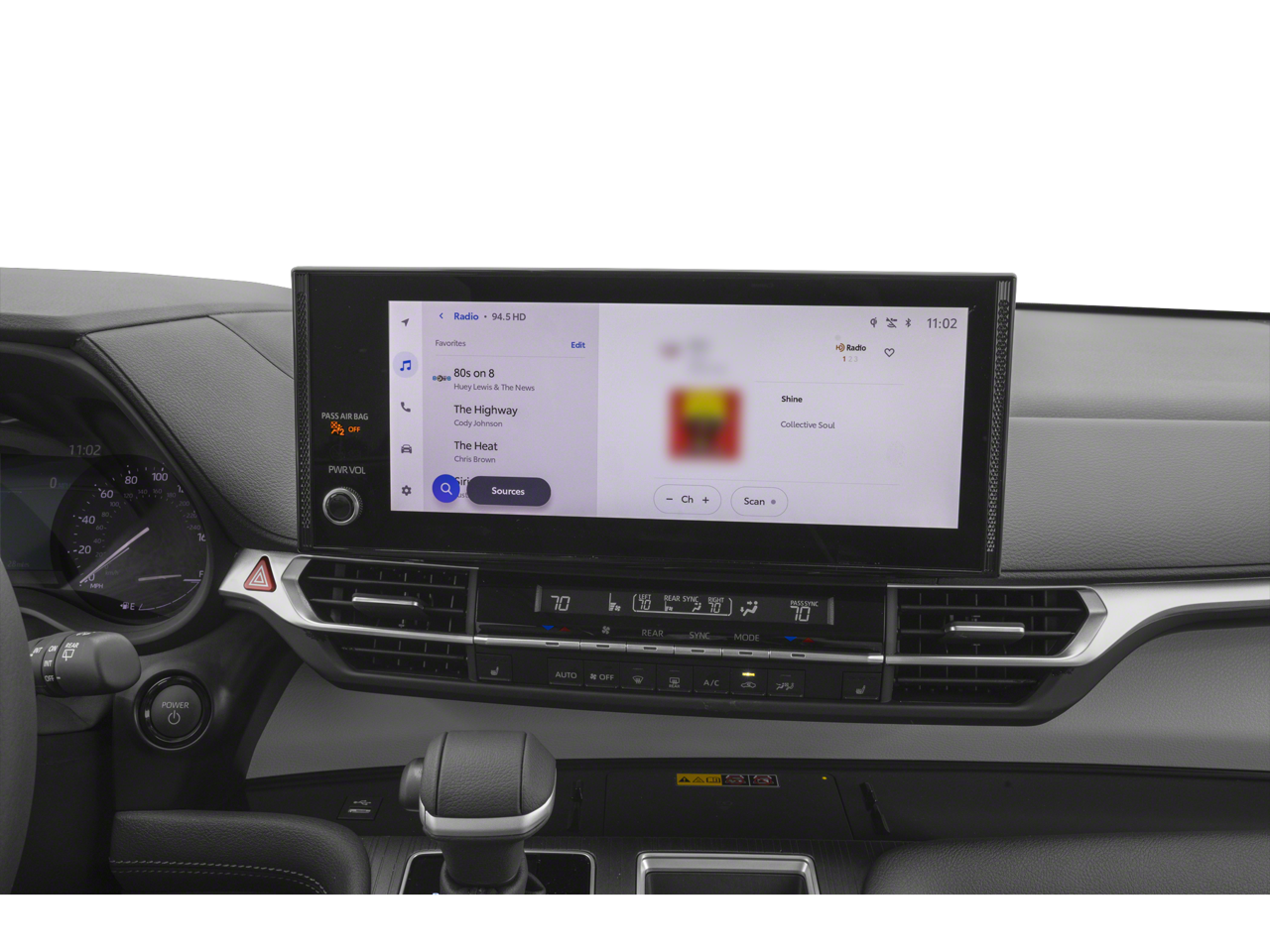 2025 Toyota Sienna XLE 8 Passenger