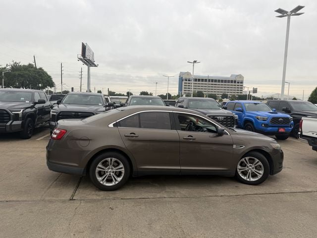 2015 Ford Taurus SE
