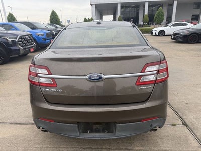 2015 Ford Taurus SE