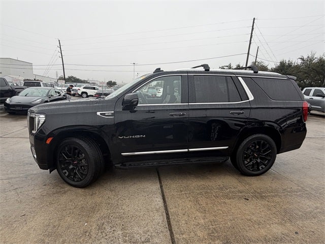 2023 GMC Yukon SLT