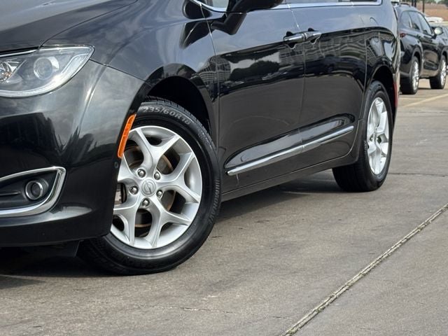 2020 Chrysler Pacifica Touring L Plus