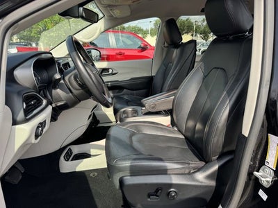 2020 Chrysler Pacifica Touring L Plus