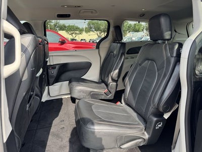 2020 Chrysler Pacifica Touring L Plus