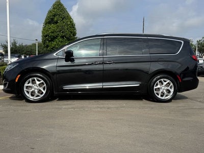 2020 Chrysler Pacifica Touring L Plus