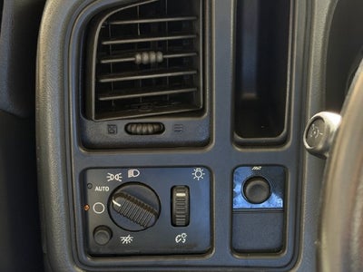 2003 Chevrolet Silverado LS
