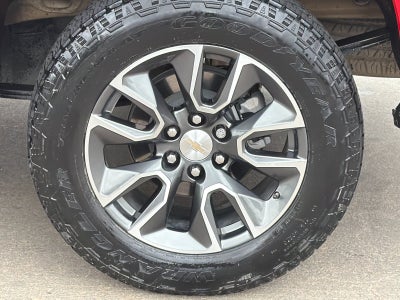 2023 Chevrolet Silverado LT