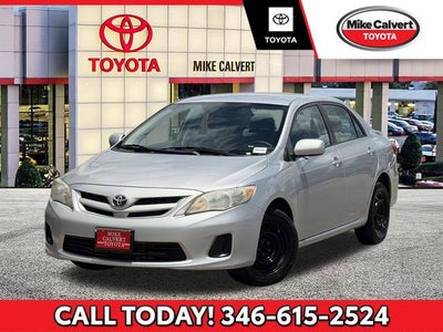 2011 Toyota COROLLA LE