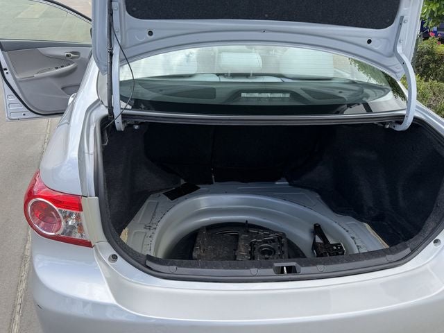 2011 Toyota COROLLA LE