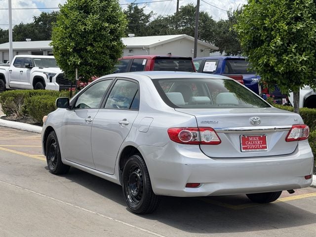 2011 Toyota COROLLA LE