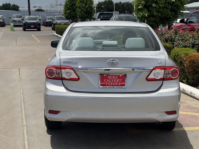 2011 Toyota COROLLA LE