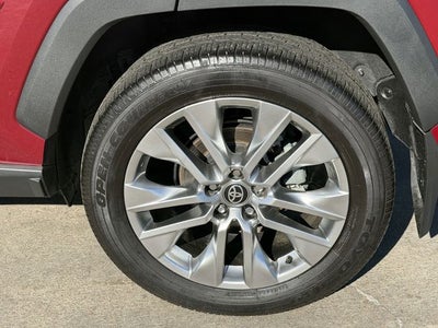 2025 Toyota RAV4 XLE Premium