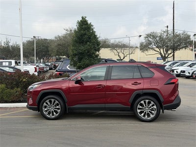 2025 Toyota RAV4 XLE Premium