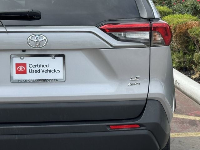 2022 Toyota RAV4 LE