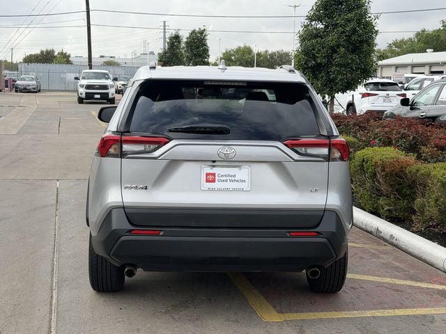 2021 Toyota RAV4 LE