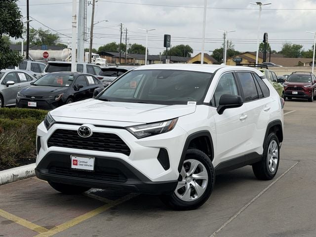 2025 Toyota RAV4 LE