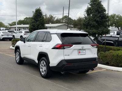 2025 Toyota RAV4 LE