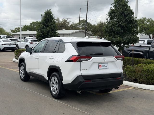 2025 Toyota RAV4 LE