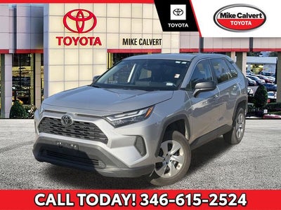 2024 Toyota RAV4 LE