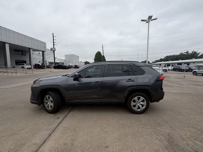 2021 Toyota RAV4 LE