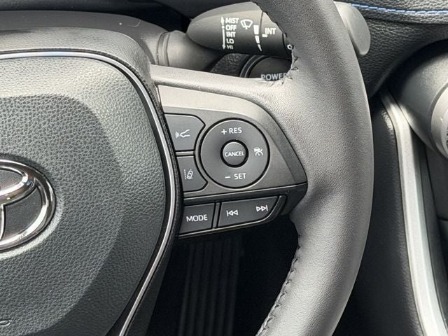 2024 Toyota RAV4 HYBRID SE