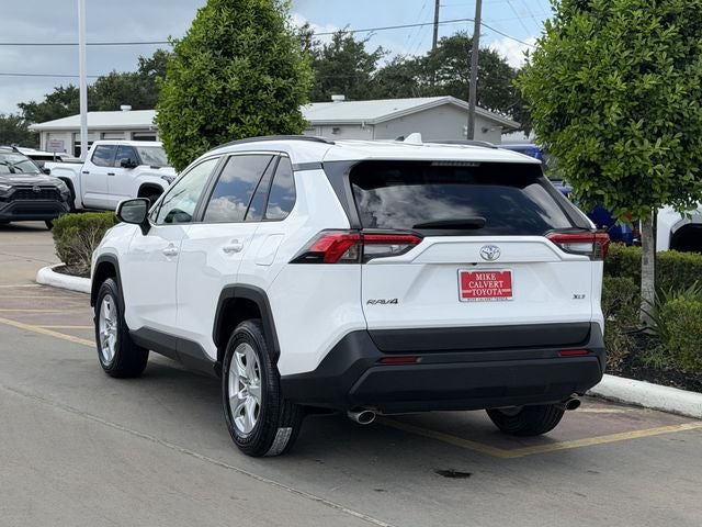 2021 Toyota RAV4 XLE
