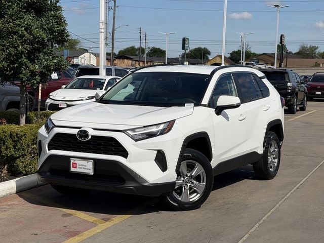 2024 Toyota RAV4 XLE
