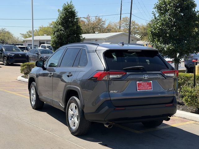 2020 Toyota RAV4 XLE