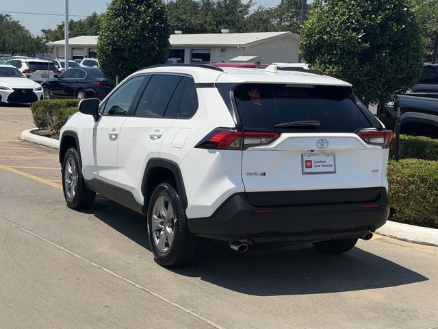 2025 Toyota RAV4 XLE