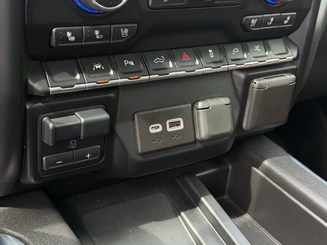 2022 Chevrolet Silverado LTD High Country
