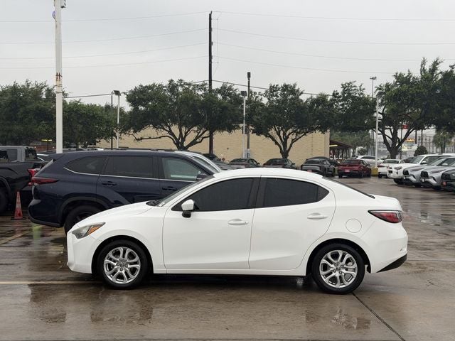 2016 Scion SCION iA Base