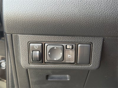 2011 Nissan Versa 1.8 S