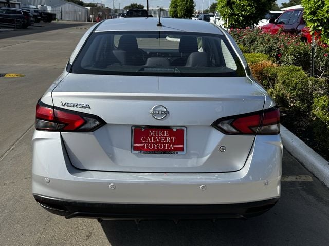 2024 Nissan Versa 1.6 S