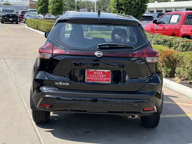 2024 Nissan Kicks S