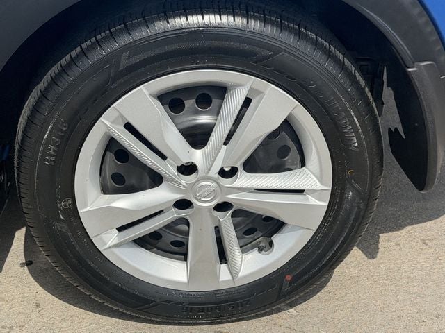 2023 Nissan Kicks S