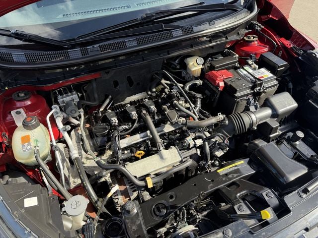 2021 Nissan Kicks SR