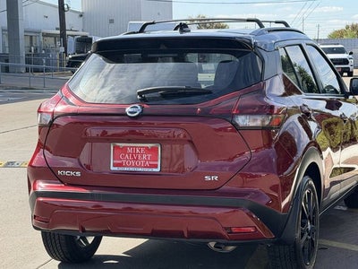 2021 Nissan Kicks SR