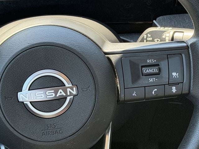 2025 Nissan Kicks MPV SV