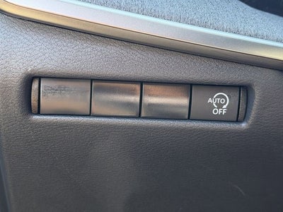 2025 Nissan Kicks MPV SV