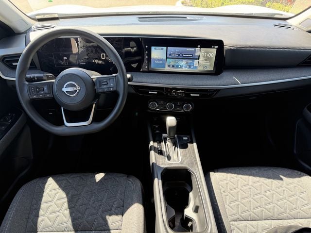 2025 Nissan Kicks MPV SV