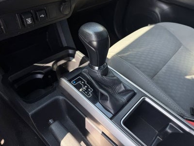 2022 Toyota TACOMA SR5 SR5 V6