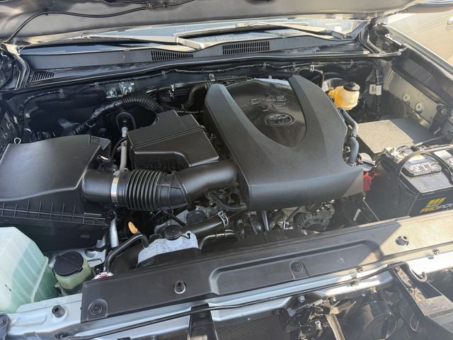 2022 Toyota TACOMA SR5 SR5 V6
