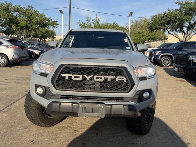 2020 Toyota TACOMA SR5 SR5 V6