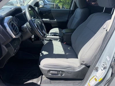 2020 Toyota TACOMA SR5 SR5 V6