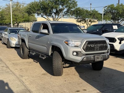 2020 Toyota TACOMA SR5 SR5 V6