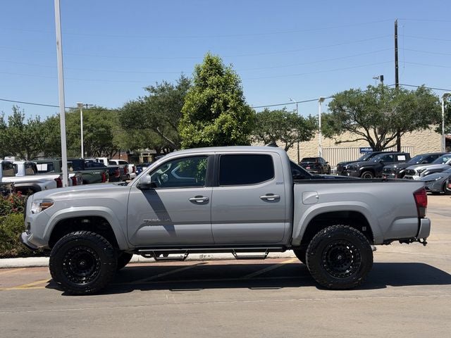 2020 Toyota TACOMA SR5 SR5 V6