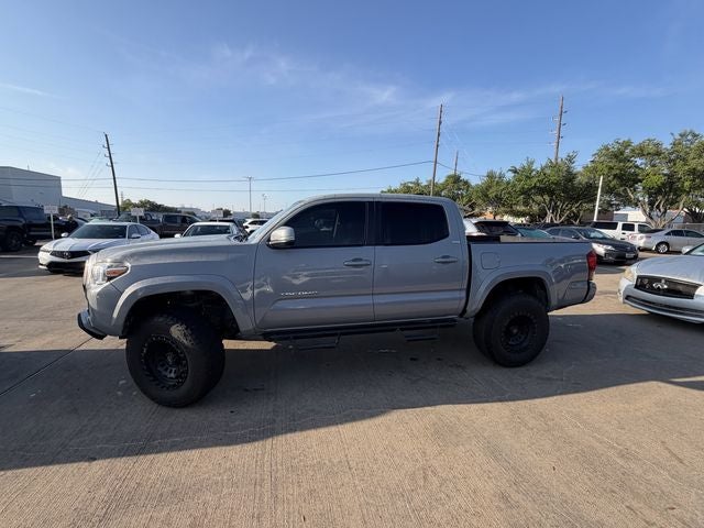 2020 Toyota TACOMA SR5 SR5 V6