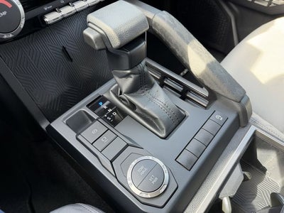 2025 Toyota TACOMA SR5 SR5