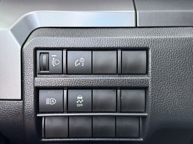 2025 Toyota TACOMA SR5 SR5