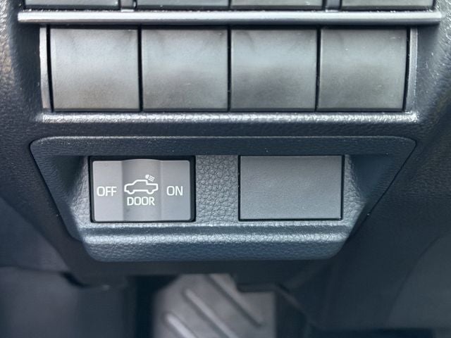 2025 Toyota TACOMA SR5 SR5