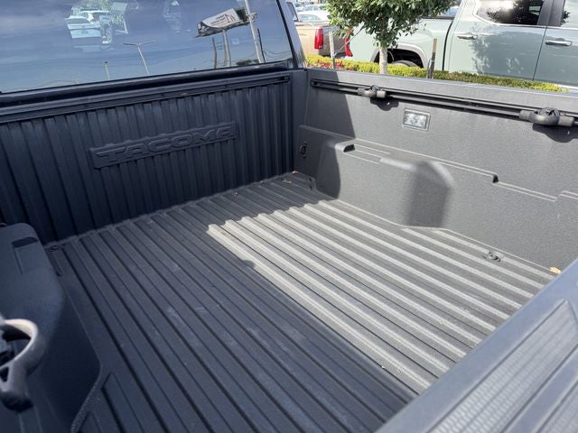 2025 Toyota TACOMA SR5 SR5